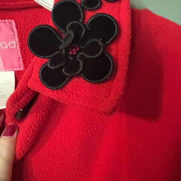 Red Girls' Heavy fleecy Coat with Black Accents 3T - Picture 2 of 4